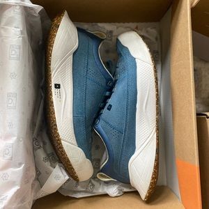 Women's X-SCAPE RDSTR Low / Blue - White, 7.5